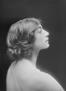 Cowan, Rosamonde, Miss (Rose Rolanda , Mrs. Miguel C.), portrait photograph, 1919 May 24. Creator: Arnold Genthe.
