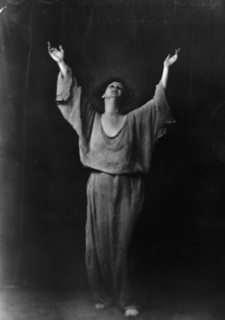 Duncan, Isadora, portrait photograph, between 1916 and 1918. Creator: Arnold Genthe.
