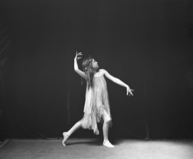 Emerson, Lillian, Miss, between 1914 and 1919. Creator: Arnold Genthe.