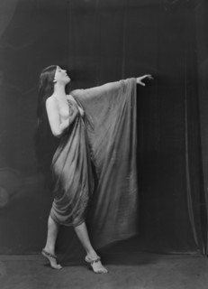 Fontaine, Miss, 1918 Oct. 3. Creator: Arnold Genthe.