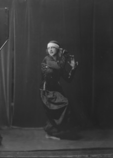 Lindahl, Isurn, Miss, 1916 Oct. 31. Creator: Arnold Genthe.