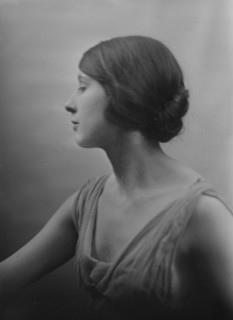 Marion Morgan dancer, portrait photograph, between 1914 and 1927. Creator: Arnold Genthe.