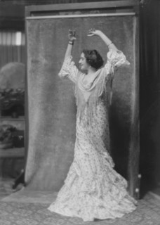 Mignon, Mlle., 1915 June 1. Creator: Arnold Genthe.