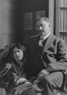 Singer, Paris E., Mr., and Isadora Duncan, portrait photograph, 1916 Sept. 30. Creator: Arnold Genthe.