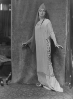Barker, Granville, Mrs. (Lillah MacCarthy), portrait photograph, 1915 Feb. 26. Creator: Arnold Genthe.