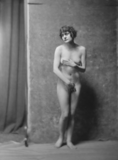 Isadora Duncan dancer, between 1915 and 1923. Creator: Arnold Genthe.