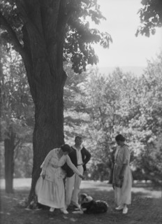 Leslie, Margeurite, and friends, standing under a tree, 1917 Aug. 18. Creator: Arnold Genthe.