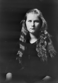 Miss Katherine Pillsbury, portrait photograph, 1919 Sept. 29. Creator: Arnold Genthe.
