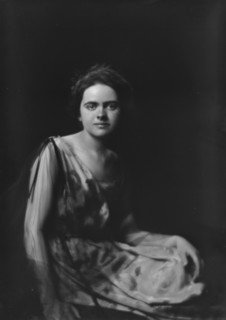 Miss Damrosch, portrait photograph, 1919 May 5. Creator: Arnold Genthe.