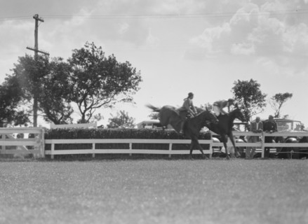 East Hampton horse show, 1932. Creator: Arnold Genthe.