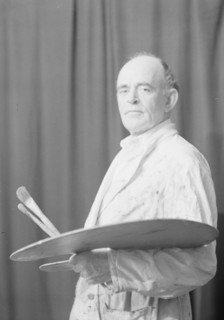 Mr. Hamilton King, portrait photograph, between 1911 and 1934. Creator: Arnold Genthe.