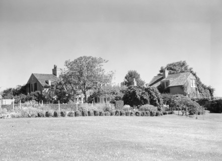 Residence of Mr. Hamilton King, 1934 July. Creator: Arnold Genthe.