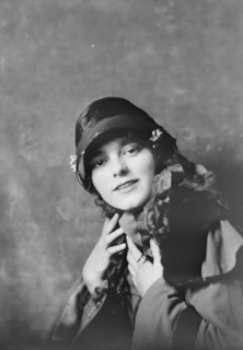 Miss Madrienne La Barre, portrait photograph, 1917 Dec. 1. Creator: Arnold Genthe.
