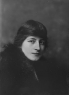 Miss M. Lord, (Mrs. James Kemp), portrait photograph, 1918 Jan. 26. Creator: Arnold Genthe.