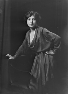 Mrs. Magre, portrait photograph, 1919 Sept. Creator: Arnold Genthe.
