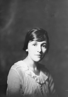 Miss Harriet Mann, (Miss Loader), portrait photograph, 1918 Dec. 12. Creator: Arnold Genthe.
