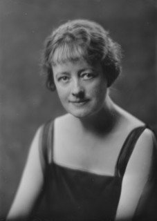 Mrs. McKinney, (Mrs. Hart O. Berg), portrait photograph, 1919 June 12. Creator: Arnold Genthe.