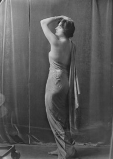 Miss Flore Revalles, portrait photograph, 1918 Sept. 26. Creator: Arnold Genthe.