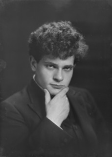 Mr. Tosha [sic] Seidel, portrait photograph, 1918 May 13. Creator: Arnold Genthe.