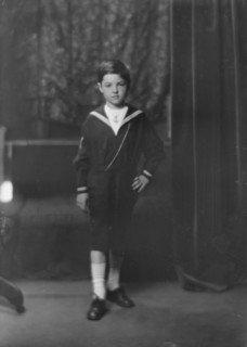 Son of Mrs. Harry Simon, portrait photograph, 1918 May 18. Creator: Arnold Genthe.