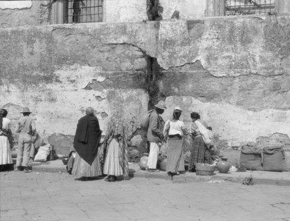 Travel views of Cuba and Guatemala, between 1899 and 1926. Creator: Arnold Genthe.