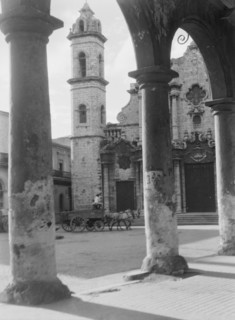 Travel views of Cuba and Guatemala, between 1899 and 1926. Creator: Arnold Genthe.