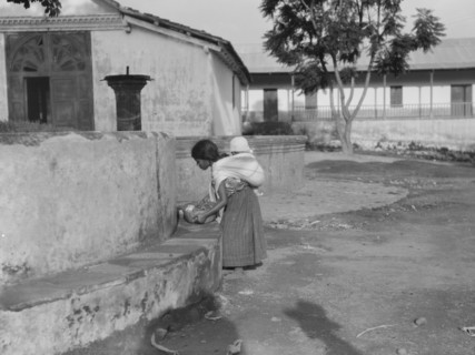 Travel views of Cuba and Guatemala, between 1899 and 1926. Creator: Arnold Genthe.