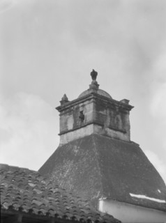 Travel views of Cuba and Guatemala, between 1899 and 1926. Creator: Arnold Genthe.
