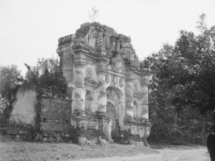 Travel views of Cuba and Guatemala, between 1899 and 1926. Creator: Arnold Genthe.