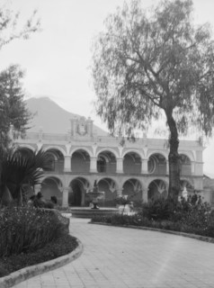 Travel views of Cuba and Guatemala, between 1899 and 1926. Creator: Arnold Genthe.