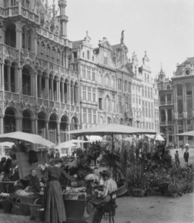 Travel views of Europe, between 1904 and 1938. Creator: Arnold Genthe.