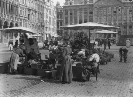 Travel views of Europe, between 1904 and 1938. Creator: Arnold Genthe.