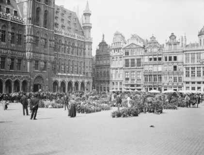 Travel views of Europe, between 1904 and 1938. Creator: Arnold Genthe.