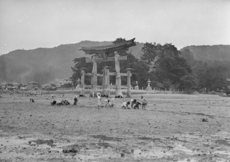 Travel views of Japan and Korea, 1908. Creator: Arnold Genthe.