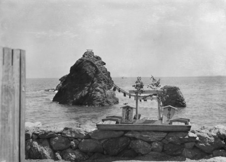Travel views of Japan and Korea, 1908. Creator: Arnold Genthe.