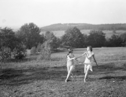 Unidentified dancers, possibly Elizabeth Duncan dancers, between 1911 and 1942. Creator: Arnold Genthe.