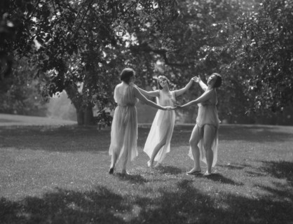Unidentified dancers, possibly Elizabeth Duncan dancers, between 1911 and 1942. Creator: Arnold Genthe.