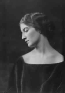 Blossom, Henry, Mrs. (Mrs. R.A. Wilson), portrait photograph, between 1915 and 1920. Creator: Arnold Genthe.