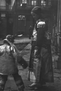 Dressed for a formal visit, Chinatown, San Francisco, between 1896 and 1906. Creator: Arnold Genthe.