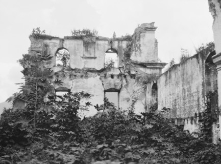 Travel views of Cuba and Guatemala, between 1899 and 1926. Creator: Arnold Genthe.