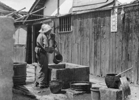 Travel views of Japan and Korea, 1908. Creator: Arnold Genthe.