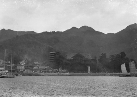 Travel views of Japan and Korea, 1908. Creator: Arnold Genthe.