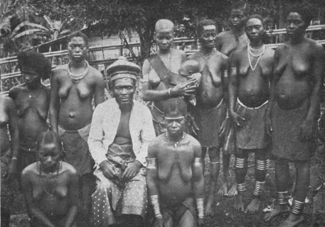 ''Pahouin et Pahouines d'Atakama; L'Ouest Africain', 1914. Creator: Unknown.