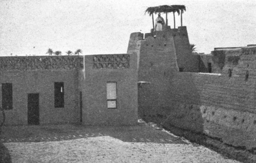 ''La patio d'un indigene riche de l'Adrar; L'Ouest Africain', 1914. Creator: Unknown.