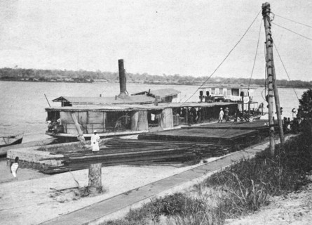 ''Stanleyville. Un coin du quai; L'Ouest Africain', 1914. Creator: Unknown.