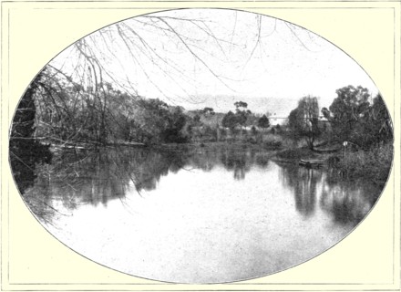 ''Une vue de lac Torrens; Les Terres Du Pacifique', 1914. Creator: Unknown.