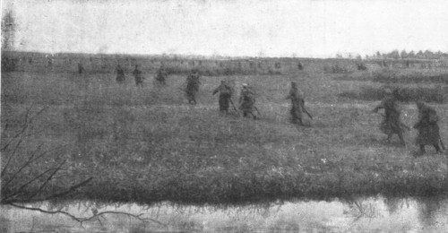 'L'offensive Russe en Volhynie et en Bukovine, 10 juillet 1916; infanterie a l'attaque', 1916. Creator: Unknown.