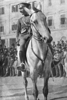 'Un mouvement national a Salonique; le colonel Zimbrakakis, chef du mouvement national', 1916. Creator: Unknown.