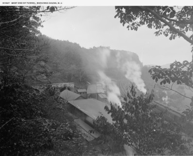 West end of tunnel, Manunka Chunk, N.J., between 1900 and 1906. Creator: Unknown.