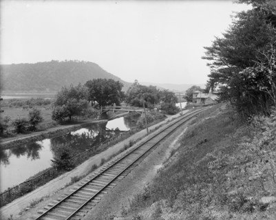 On the Susquehanna near Danville, Pa., between 1900 and 1906. Creator: Unknown.